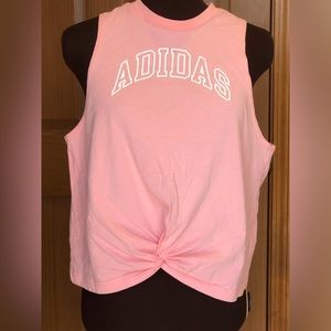 NWOT ADIDAS sM cropped twist tee